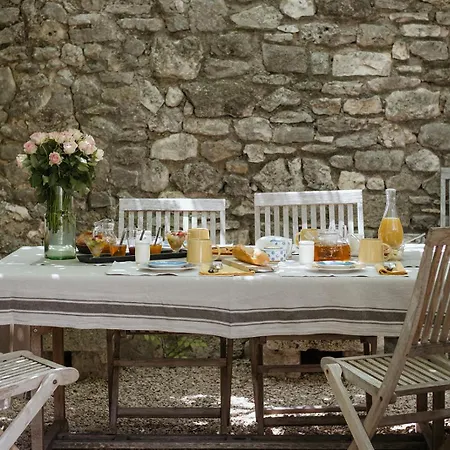 Nocleg ze śniadaniem La Garrigue